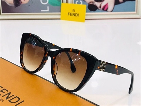 Fendi sunglass-395